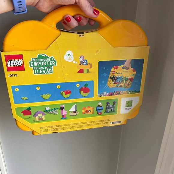 LEGO Classic Creative Suitcase 10713 NEW Take Along Case 213 pieces Blocks brick - Picture 5 of 11